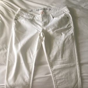White Jean Capris